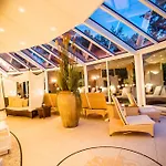 فندق Thermenhotel Quellenhof 4*