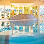 Thermenhotel Quellenhof 4* باد فسينغ