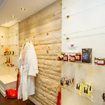 فندق Thermenhotel Quellenhof باد فسينغ