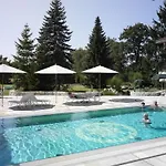 فندق Thermenhotel Quellenhof 4*