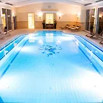 Thermenhotel Quellenhof فندق 4*