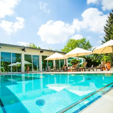 Thermenhotel Quellenhof Hotel 4*