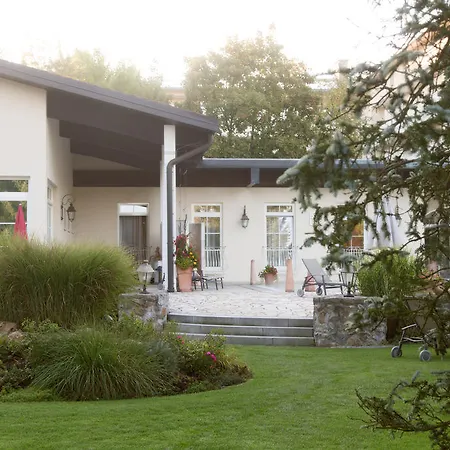 Hotel Thermenhotel Quellenhof 4*