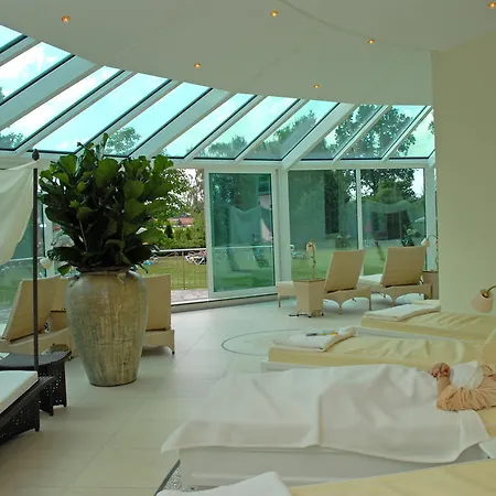 Hotel Thermenhotel Quellenhof 4*