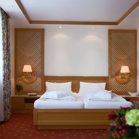 Hotel Thermenhotel Quellenhof 4*