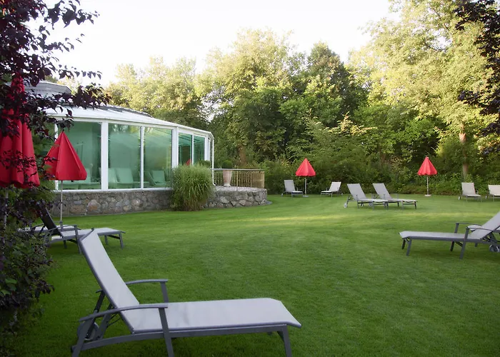 Thermenhotel Quellenhof 4*