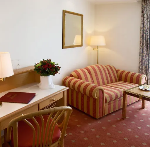 Thermenhotel Quellenhof Hotel 4*