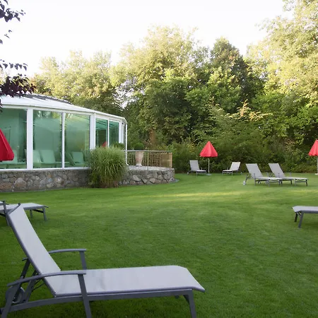 Thermenhotel Quellenhof 4*