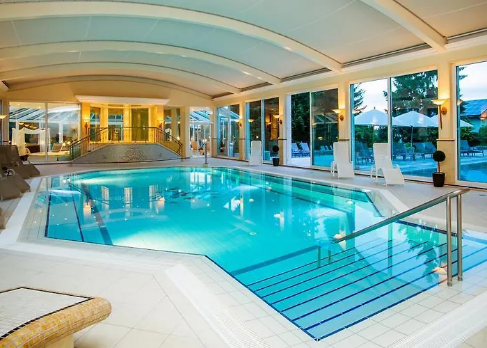 Thermenhotel Quellenhof Hotel 4*