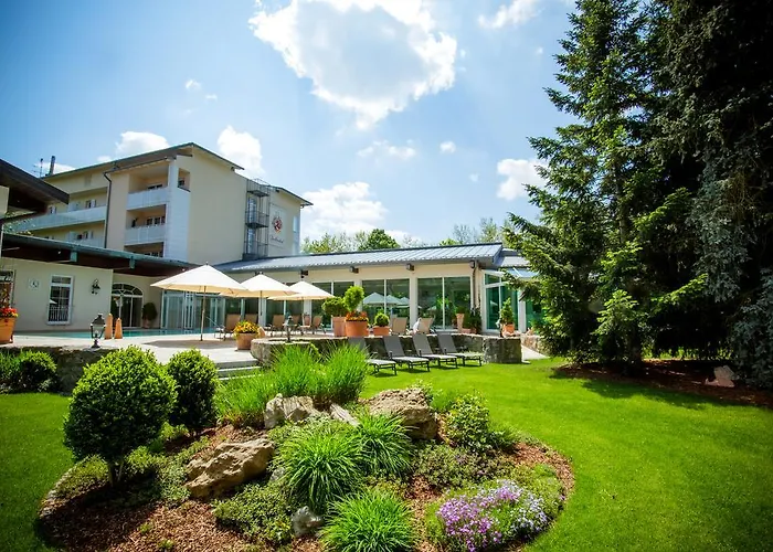 Hotel Thermenhotel Quellenhof 4*