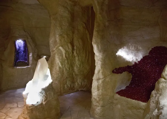 Thermenhotel Quellenhof Hotel