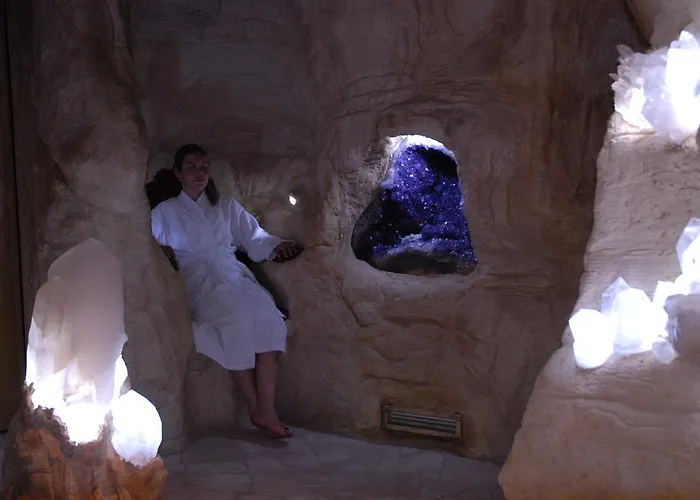 Thermenhotel Quellenhof Hotel 4*